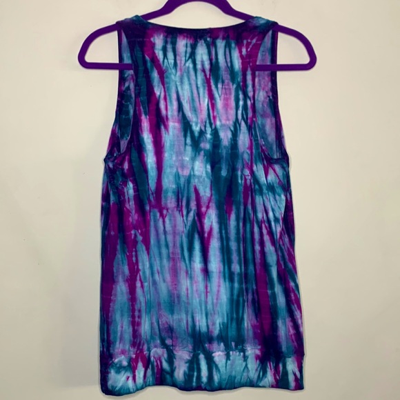 Sleeveless Dark Tie-Dye Top - Picture 4 of 4